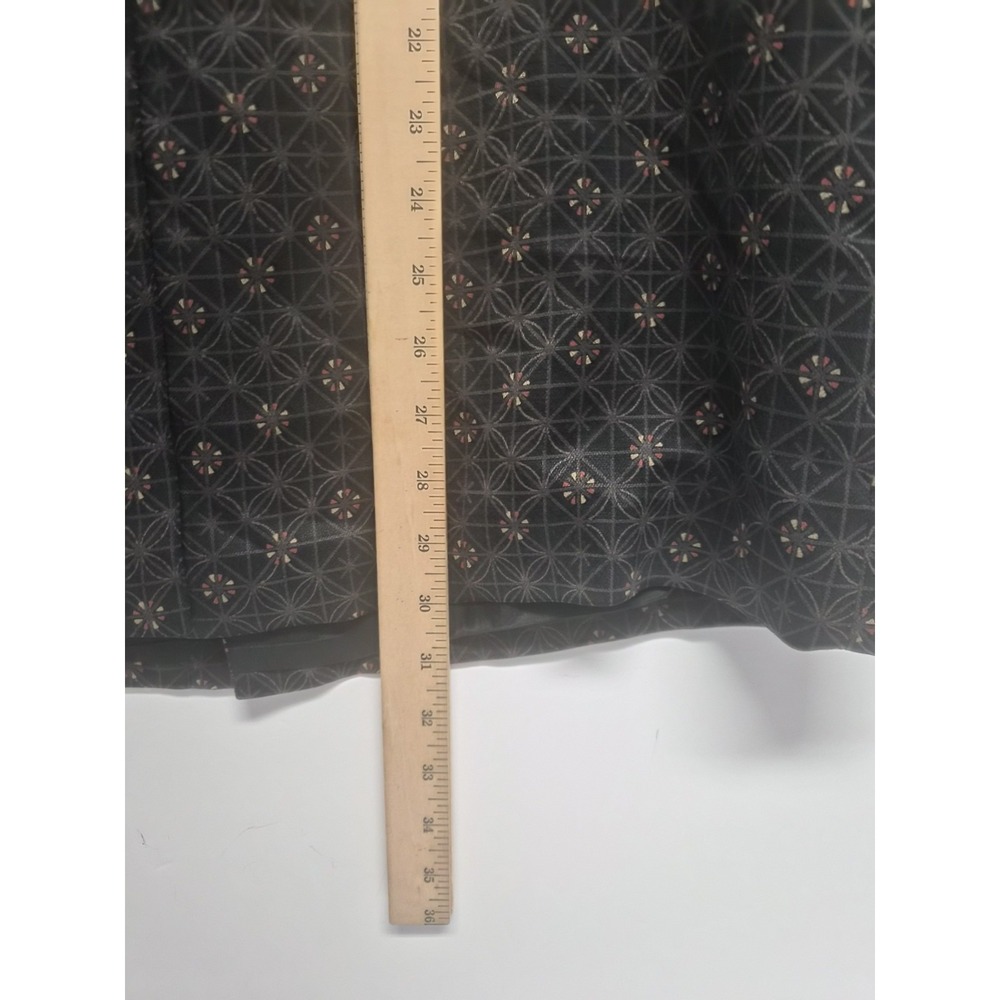 Tommy Bahama Long Sleeve Shirt Geometric Floral Pattern Black Brown Size L Silk - Picture 6 of 6